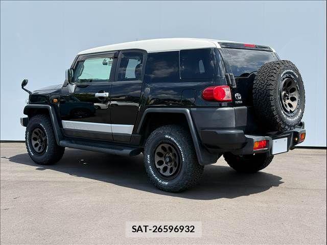 Toyota FJ CRUISER 2017-05 8561933-14