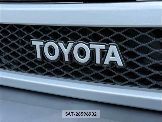 Toyota FJ CRUISER 2017-05 8561933-22
