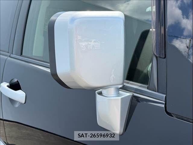 Toyota FJ CRUISER 2017-05 8561933-28