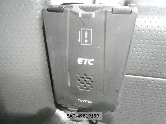 Toyota FJ CRUISER 2013-04 8561932-23