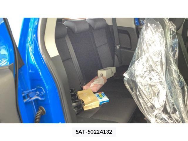 Toyota FJ CRUISER 2012-08 8561934-10