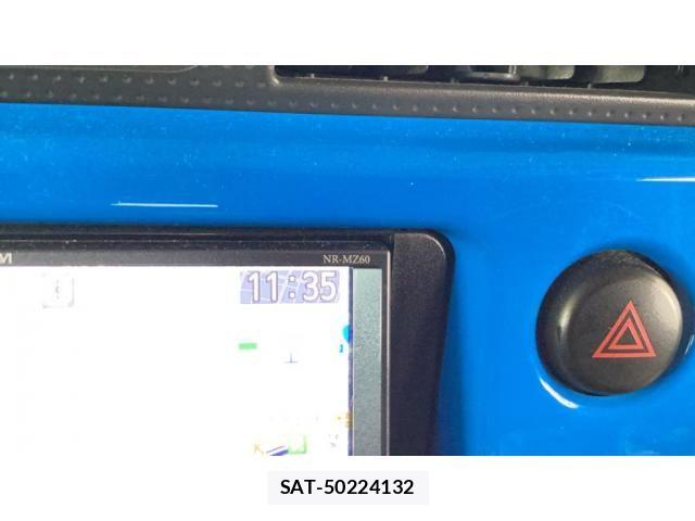 Toyota FJ CRUISER 2012-08 8561934-16