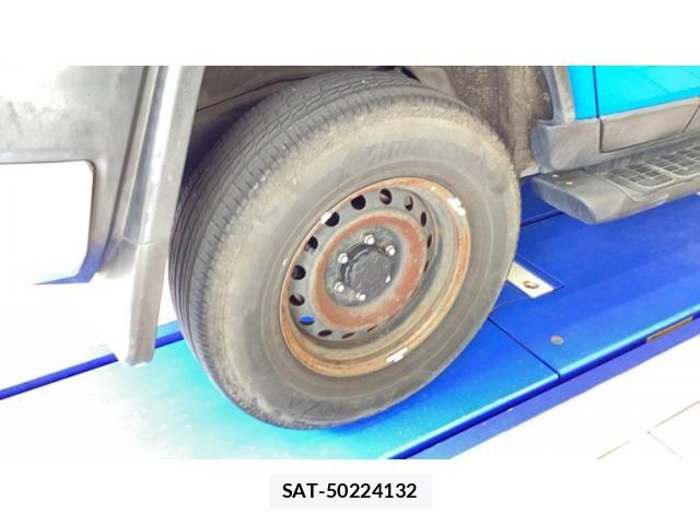 Toyota FJ CRUISER 2012-08 8561934-6