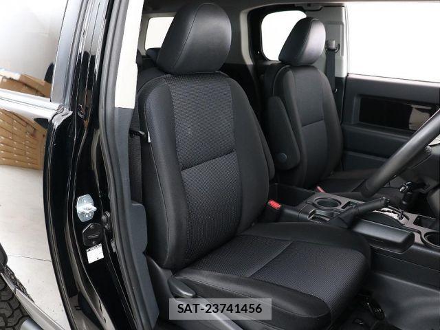 Toyota FJ CRUISER 2017-01 8626805-5