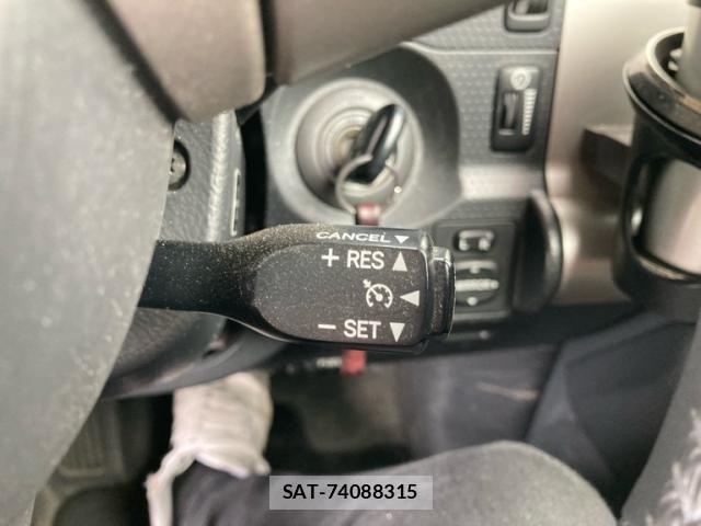 Toyota FJ CRUISER 2017-03 8626810-16