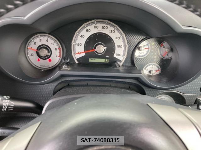 Toyota FJ CRUISER 2017-03 8626810-18