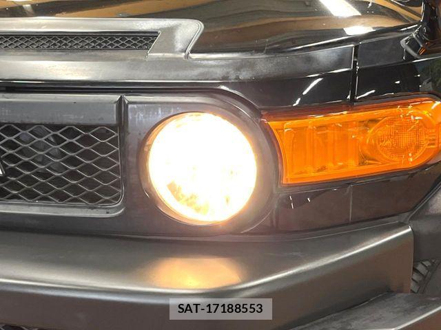Toyota FJ CRUISER 2014-01 8626802-10