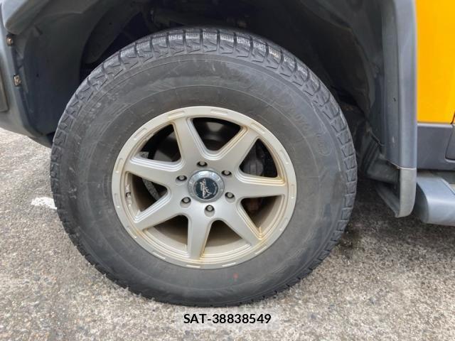Toyota FJ CRUISER 2017-02 8626808-9