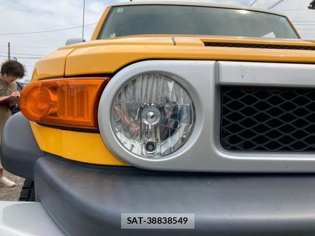 Toyota FJ CRUISER 2017-02 8626808-4