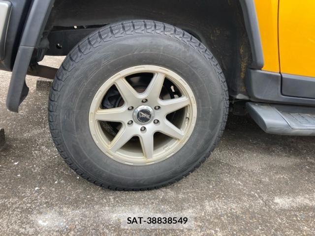Toyota FJ CRUISER 2017-02 8626808-7