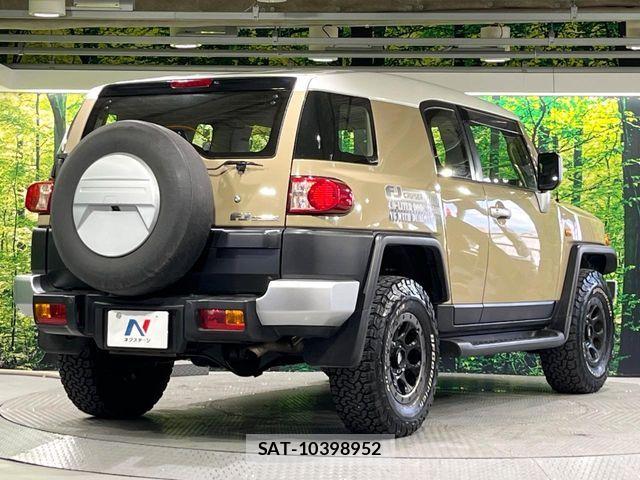 Toyota FJ CRUISER 2013-09 8626806-15