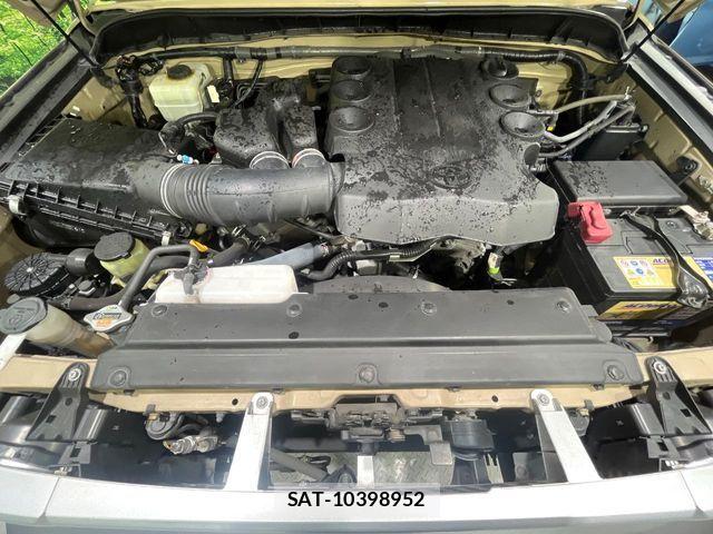 Toyota FJ CRUISER 2013-09 8626806-16
