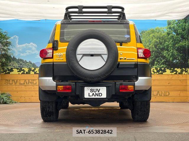 Toyota FJ CRUISER 2015-12 8626803-14