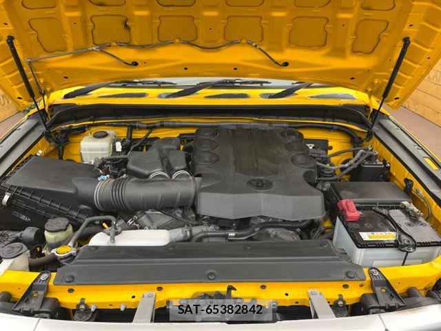 Toyota FJ CRUISER 2015-12 8626803-17