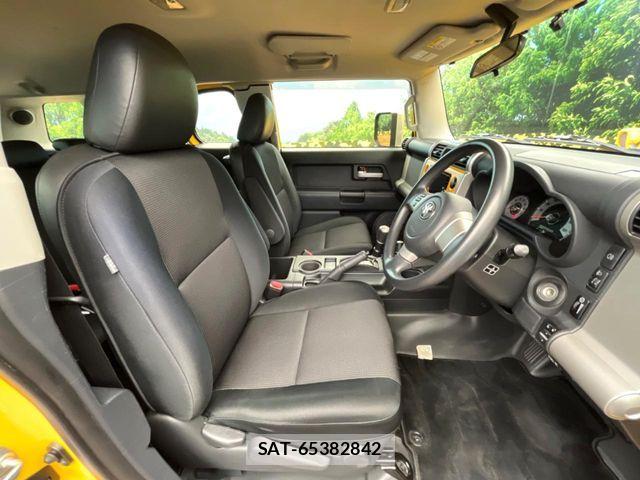 Toyota FJ CRUISER 2015-12 8626803-7