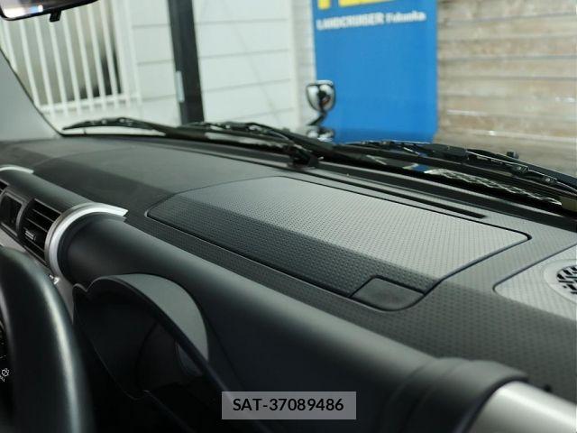 Toyota FJ CRUISER 2015-01 8666150-18