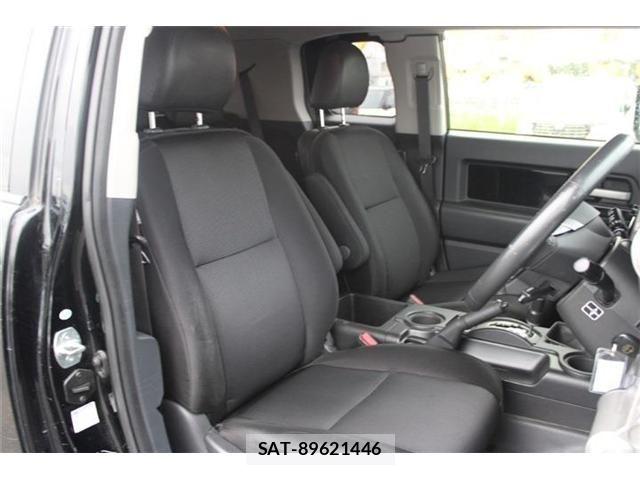 Toyota FJ CRUISER 2015-03 8659136-18