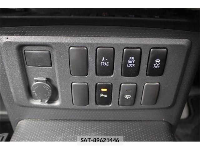 Toyota FJ CRUISER 2015-03 8659136-5