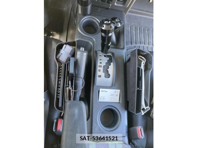Toyota FJ CRUISER 2010-04 8659134-23