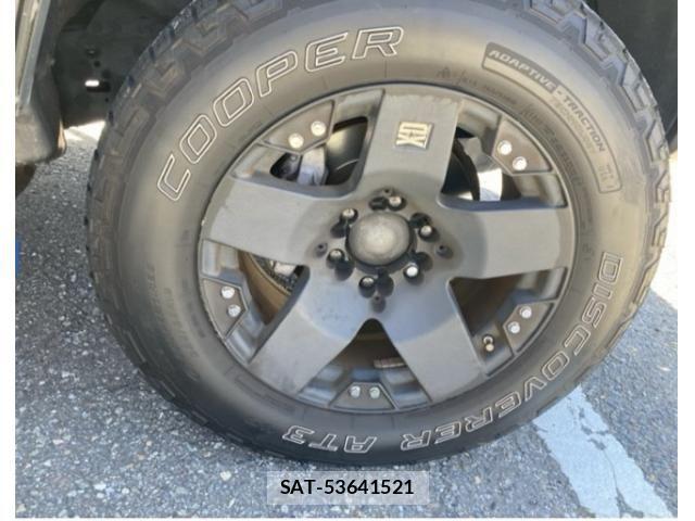 Toyota FJ CRUISER 2010-04 8659134-7