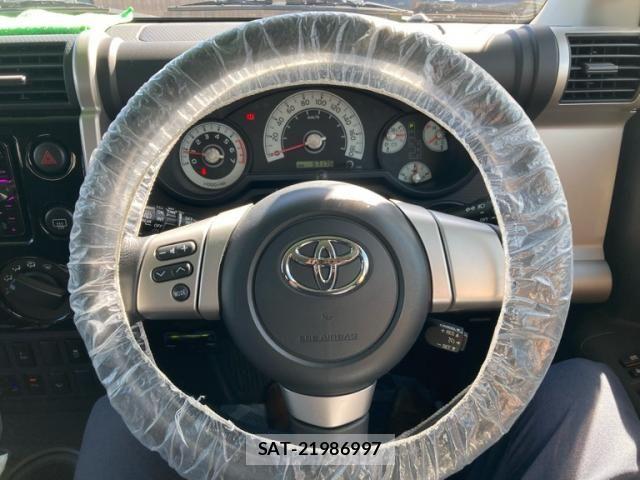 Toyota FJ CRUISER 2014-03 8659126-17