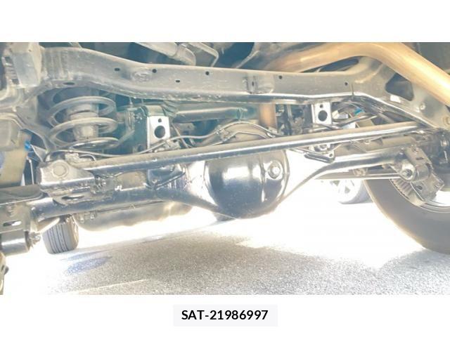 Toyota FJ CRUISER 2014-03 8659126-27