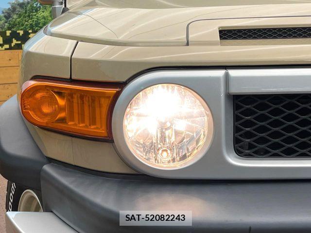 Toyota FJ CRUISER 2017-09 8659125-11