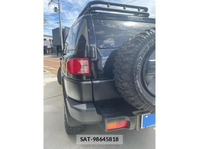 Toyota FJ CRUISER 2012-04 8742175-3