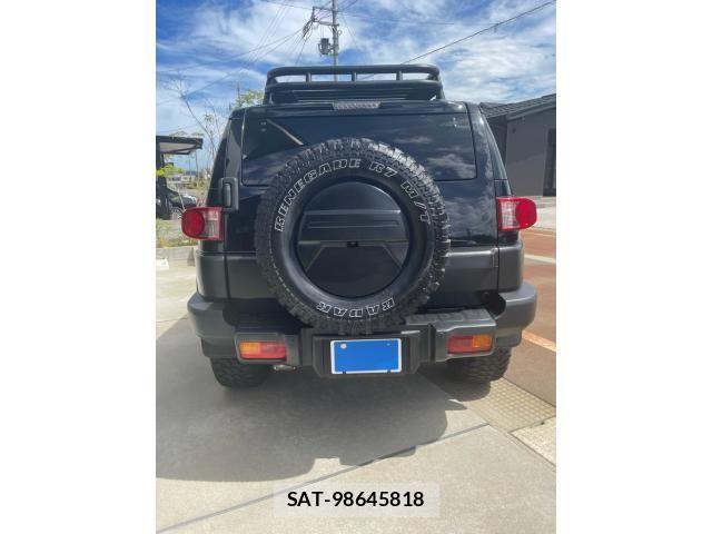 Toyota FJ CRUISER 2012-04 8742175-4