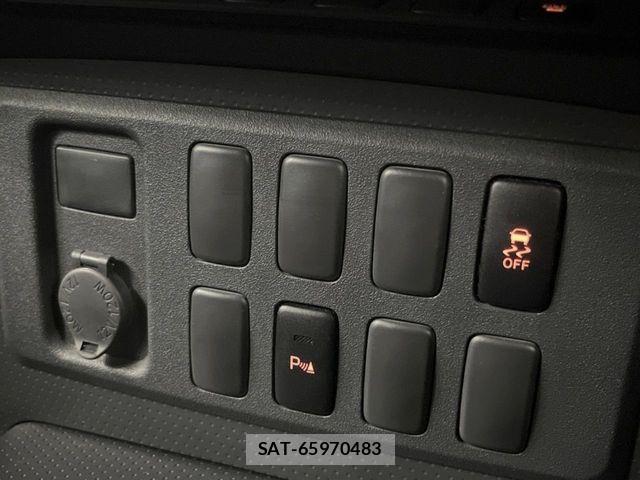 Toyota FJ CRUISER 2014-02 8742174-5