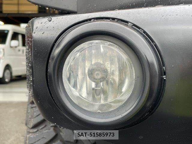 Toyota FJ CRUISER 2015-01 8742176-29
