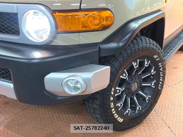Toyota FJ CRUISER 2017-01 8780298-13