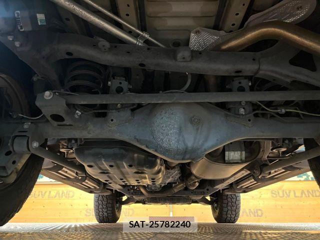 Toyota FJ CRUISER 2017-01 8780298-18