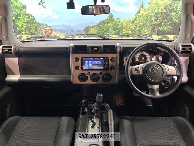 Toyota FJ CRUISER 2017-01 8780298-1