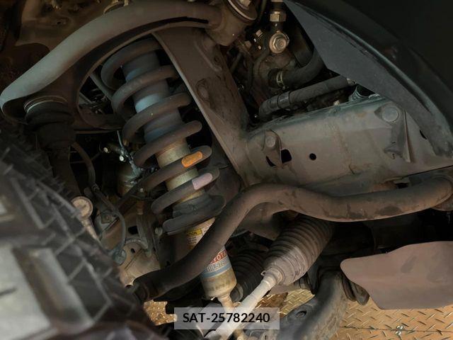 Toyota FJ CRUISER 2017-01 8780298-19