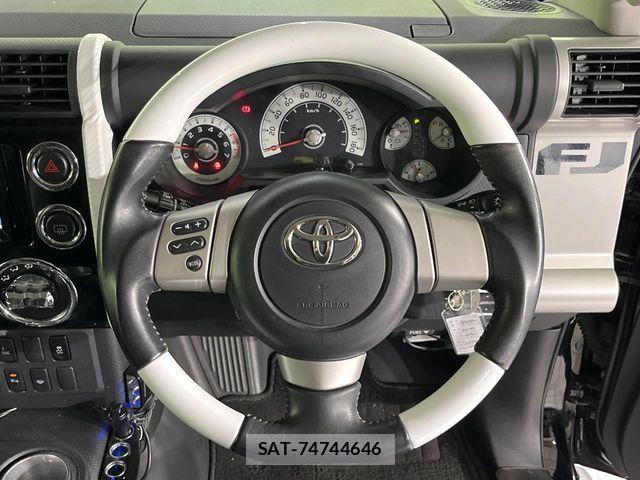 Toyota FJ CRUISER 2013-07 8780302-10
