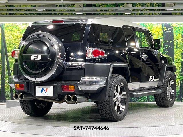 Toyota FJ CRUISER 2013-07 8780302-16