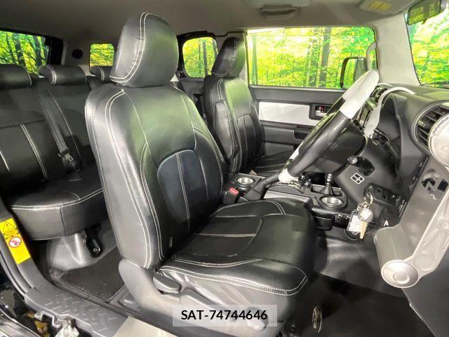 Toyota FJ CRUISER 2013-07 8780302-7