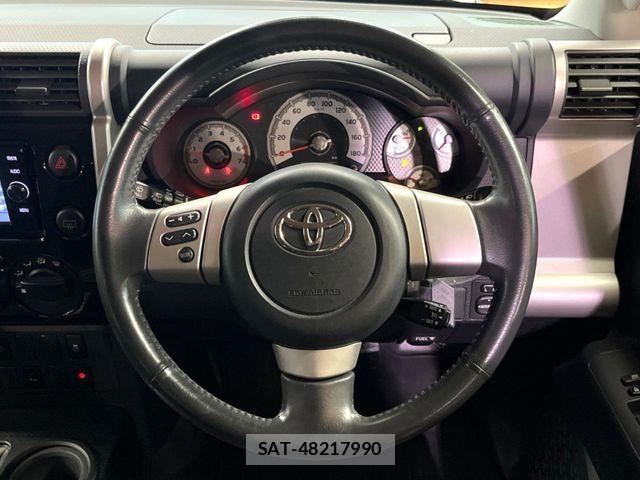 Toyota FJ CRUISER 2017-11 8795976-10