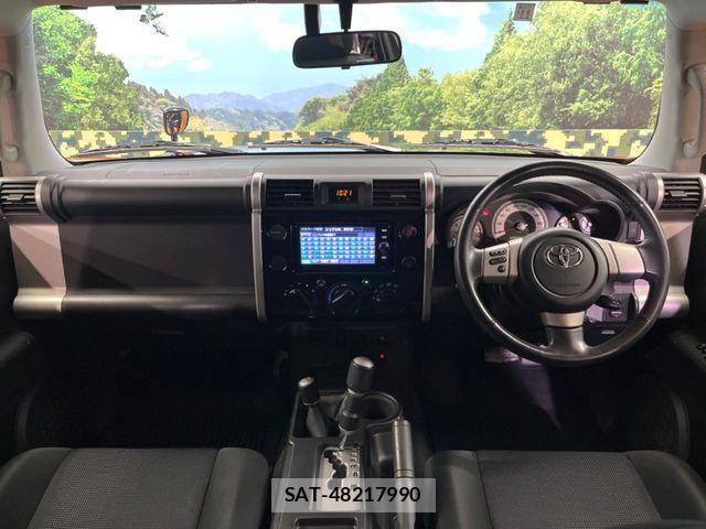 Toyota FJ CRUISER 2017-11 8795976-1