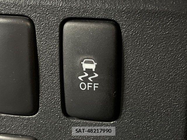 Toyota FJ CRUISER 2017-11 8795976-6