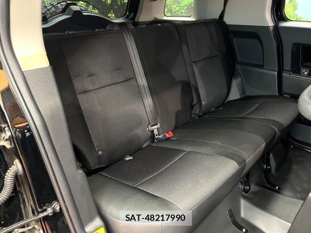 Toyota FJ CRUISER 2017-11 8795976-8
