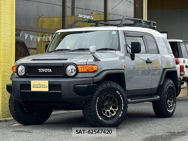 Toyota FJ CRUISER 2017-05 8829085-0