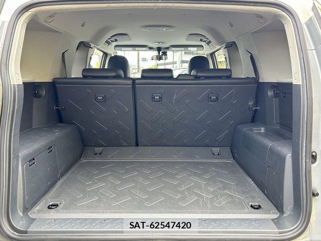 Toyota FJ CRUISER 2017-05 8829085-8