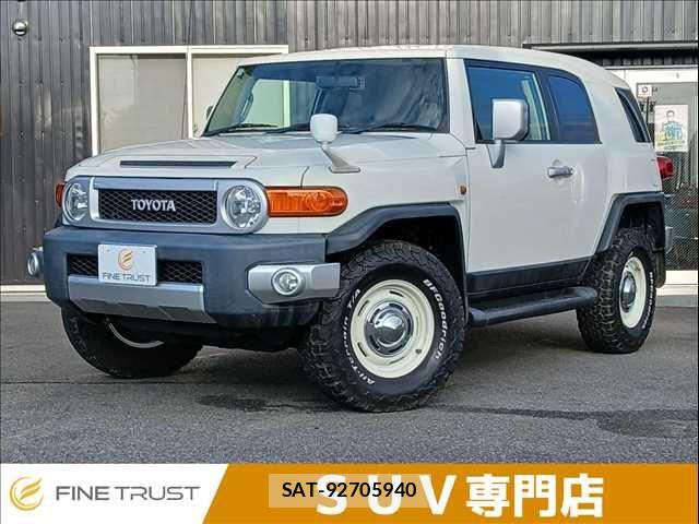 Toyota FJ CRUISER 2016-11 8829087-0