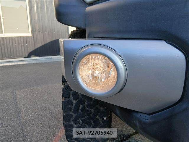 Toyota FJ CRUISER 2016-11 8829087-11