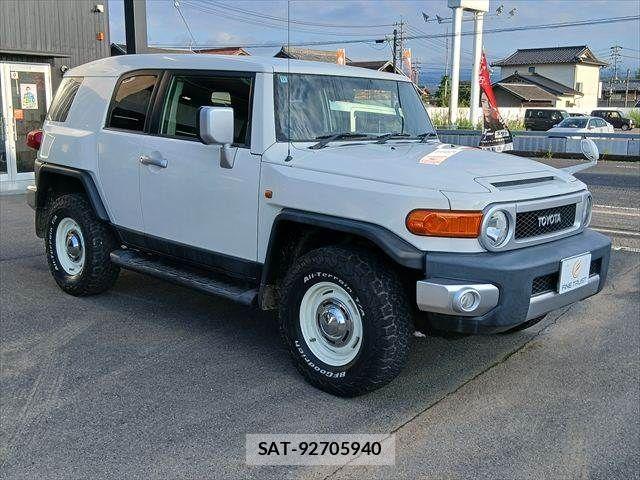 Toyota FJ CRUISER 2016-11 8829087-14