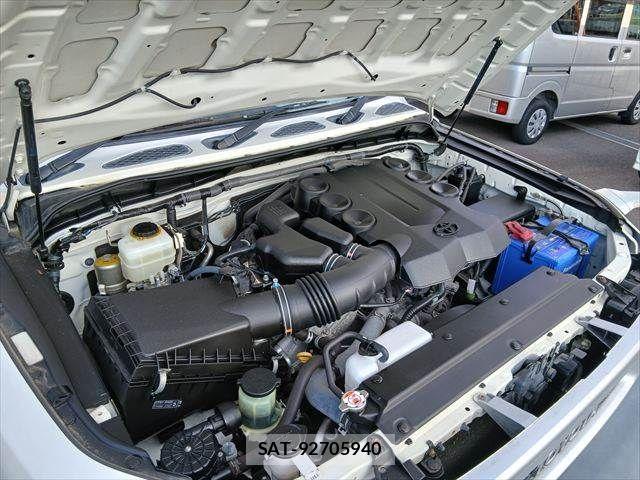 Toyota FJ CRUISER 2016-11 8829087-22
