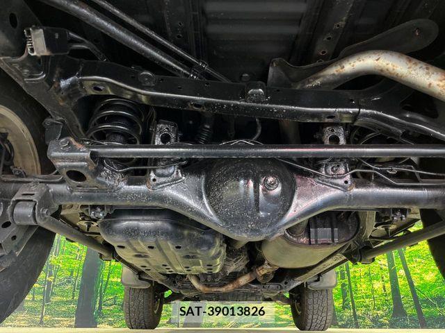 Toyota FJ CRUISER 2013-03 8849029-17