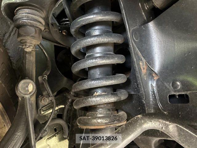 Toyota FJ CRUISER 2013-03 8849029-18